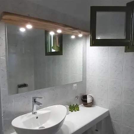 Leros Eleonas Apartmán *