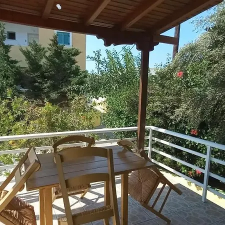 Апартаменты Leros Eleonas